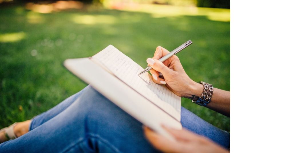 I’m a Published Author! Finding Beauty in the Simple Moments: Why I Created Weekly&nbsp;Journals